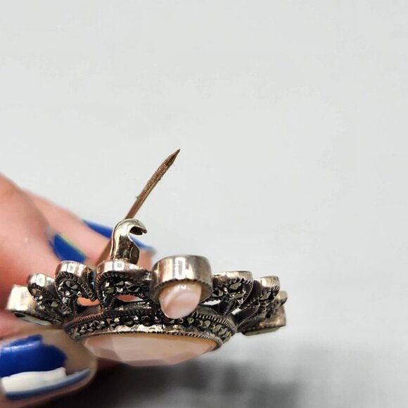 Sterling Silver Marcasite Oval Brooch Pearlescent 15.32g Mother of Pearl - Picture 12 of 12